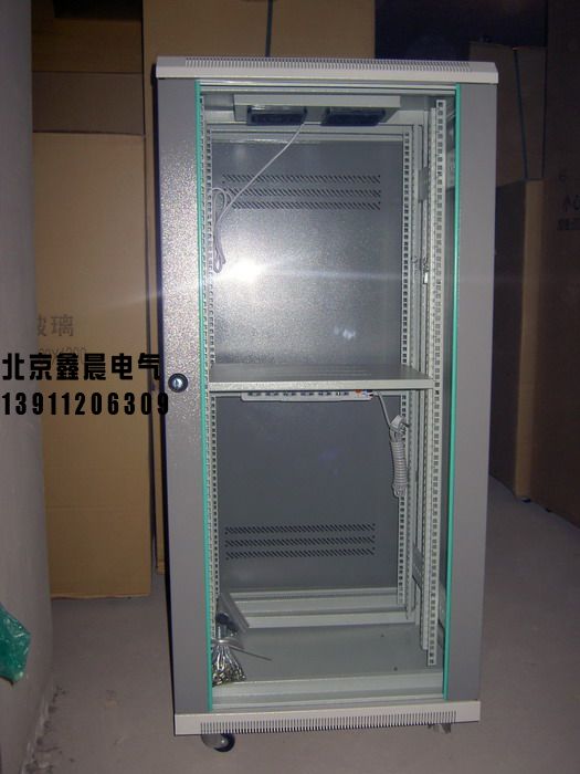 1617955482169330.jpg XC-1網絡服務器機柜。3.jpg