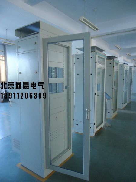 1617970381185726.jpg 電力屏柜。3.jpg